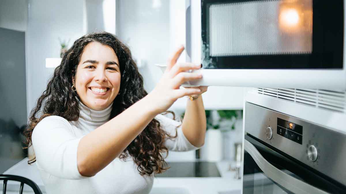 Is the microwave oven harmful Club Galanto